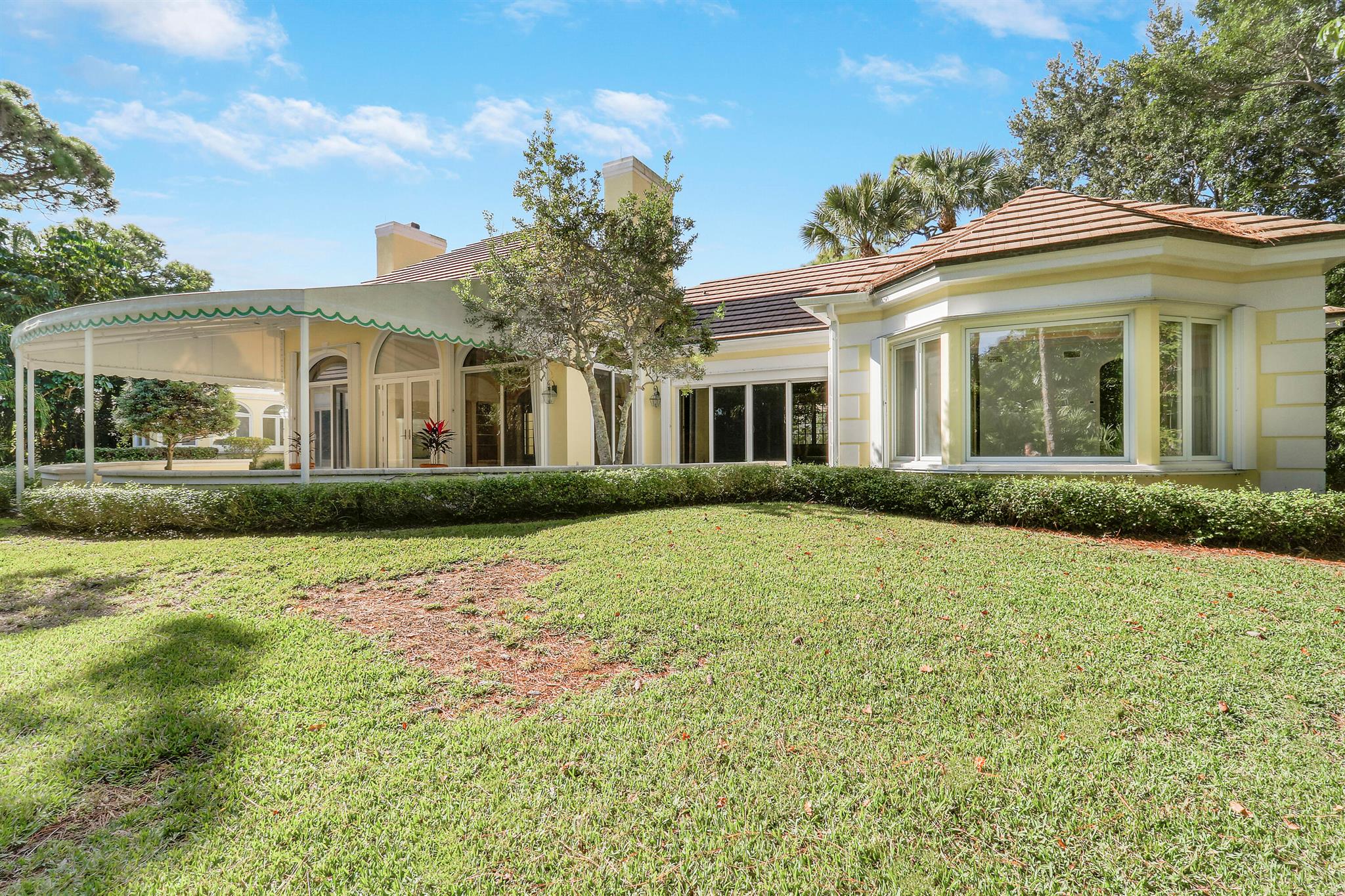 LOBLOLLY PINES - Residential