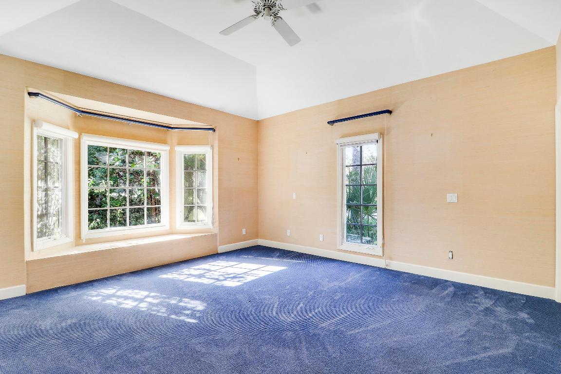 LOBLOLLY PINES - Residential