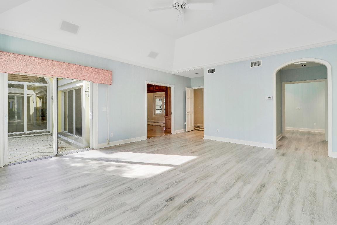 LOBLOLLY PINES - Residential