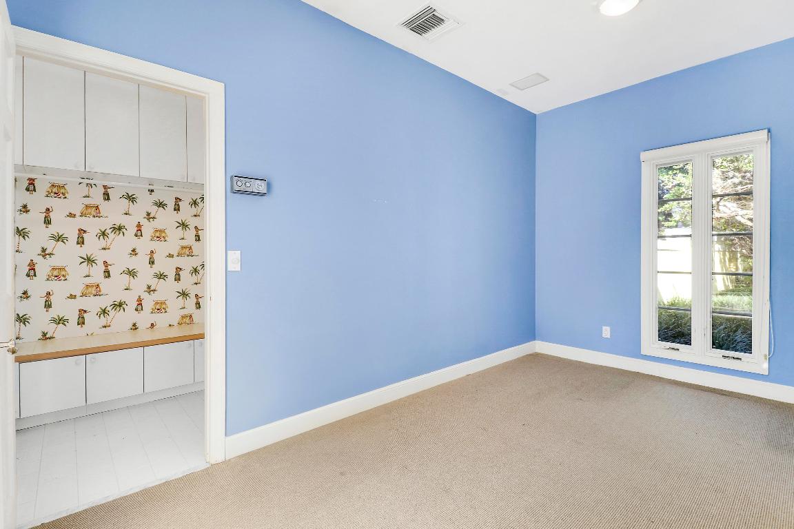 LOBLOLLY PINES - Residential