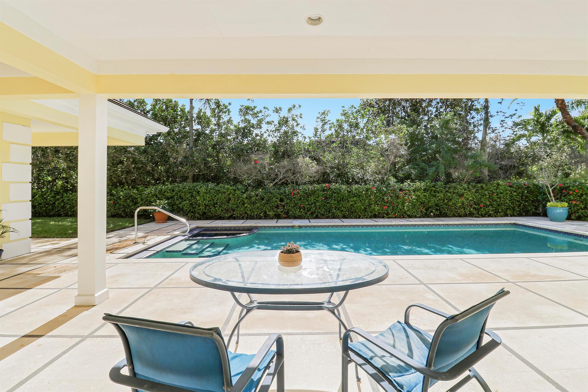 LOBLOLLY PINES - Residential