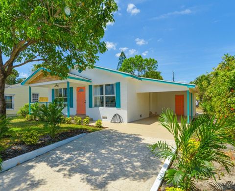 A home in Lake Worth Beach