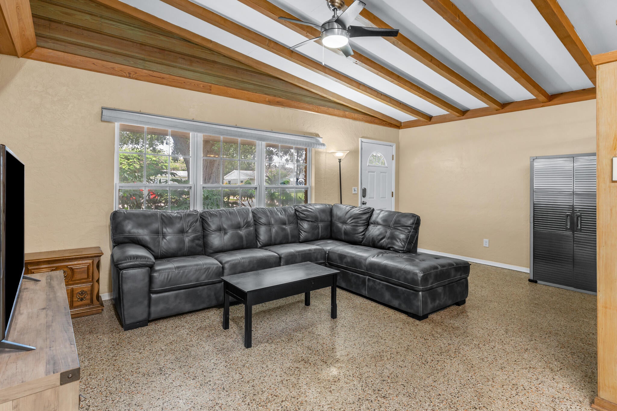 2456 CORTEZ Avenue