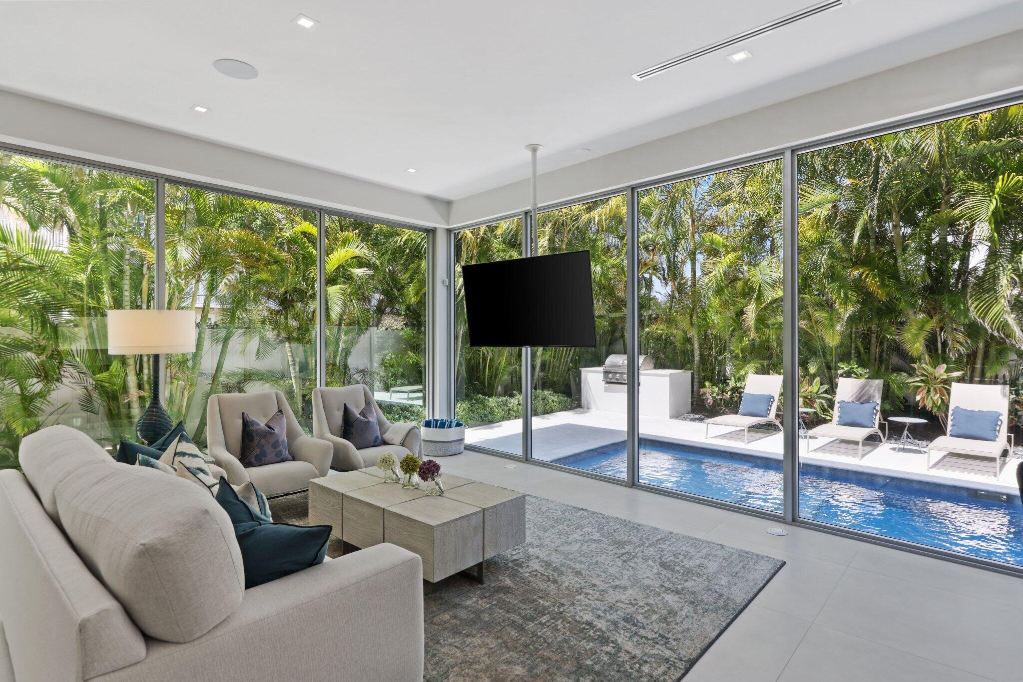 JOHNSTON HEIGHTS - Residential