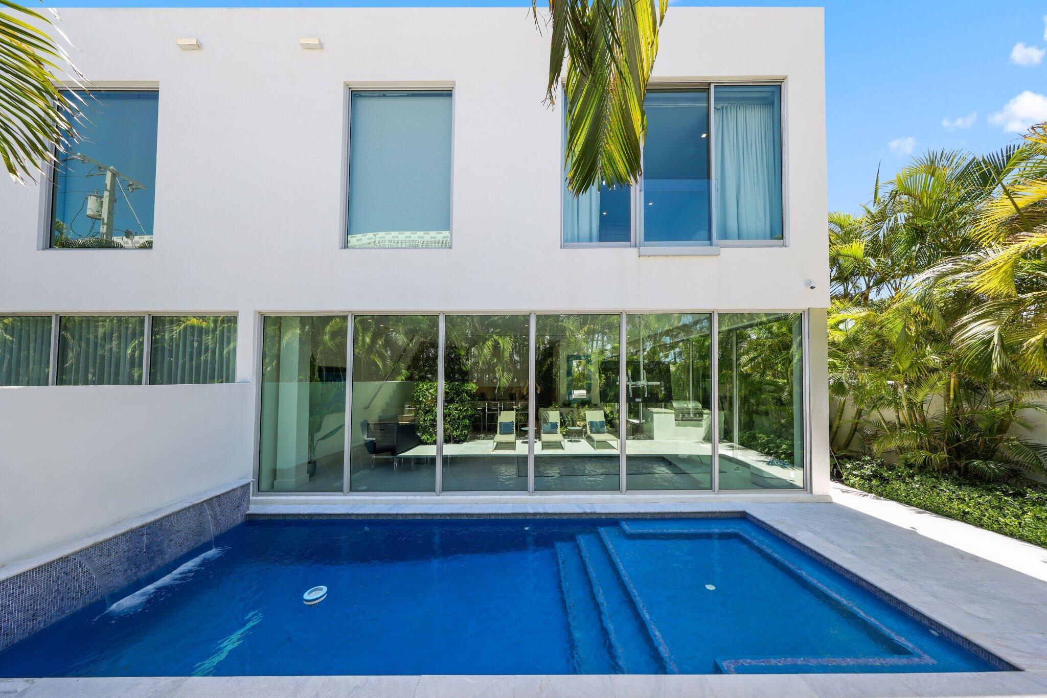 JOHNSTON HEIGHTS - Residential