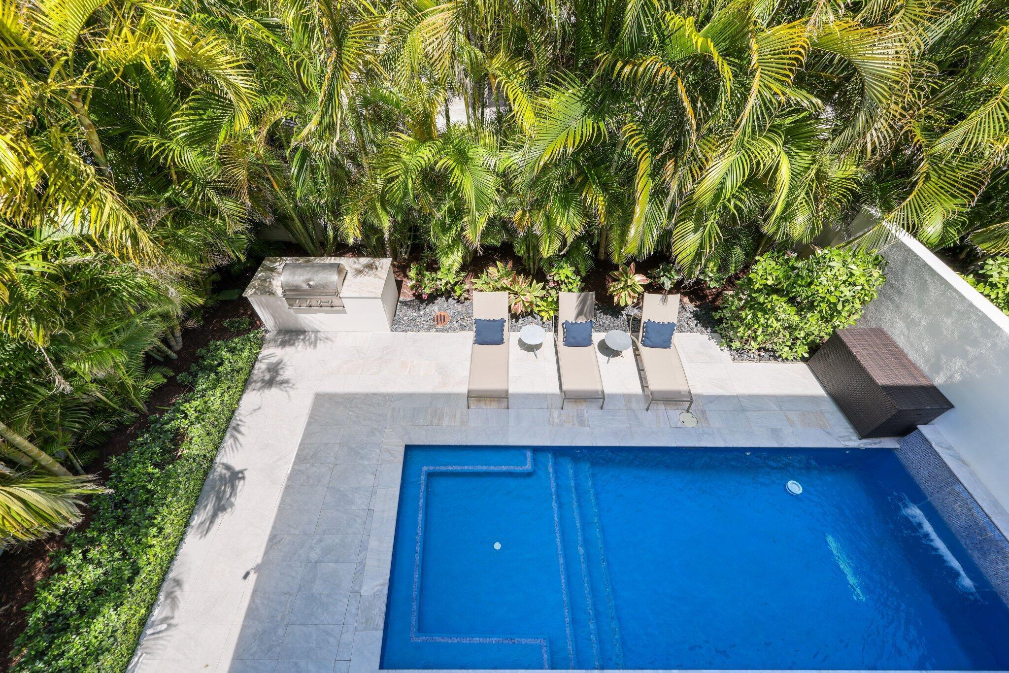 JOHNSTON HEIGHTS - Residential