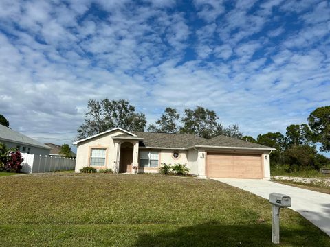 A home in Port St Lucie