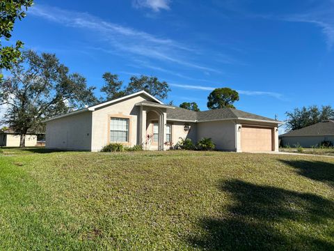 A home in Port St Lucie