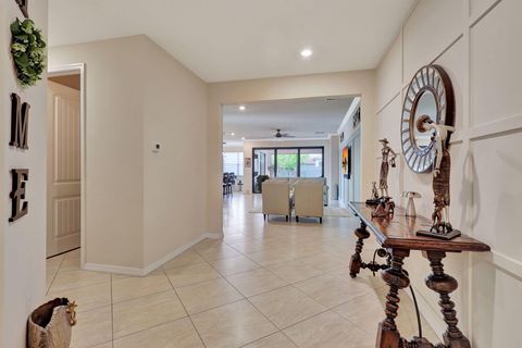 Single Family Residence in Lake Worth FL 8286 Hanoverian Drive Dr 10.jpg