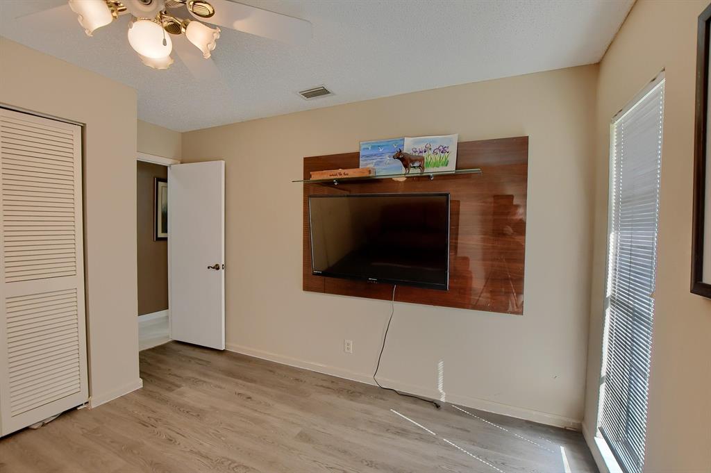 BOCA GREENS 2 - Residential