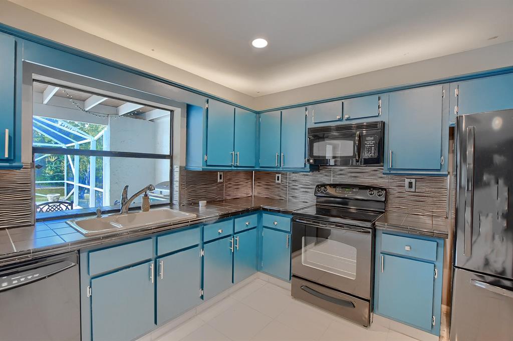 BOCA GREENS 2 - Residential