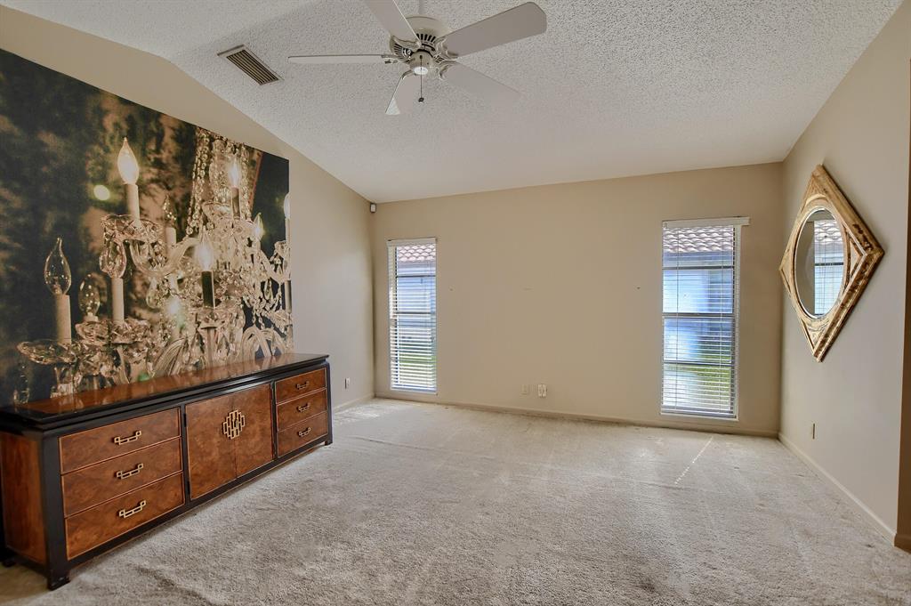 BOCA GREENS 2 - Residential