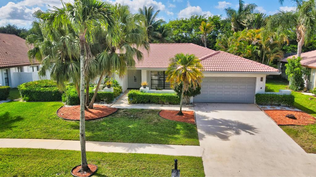 BOCA GREENS 2 - Residential