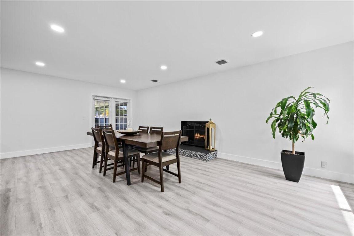 KINGSLAND PINES - Residential