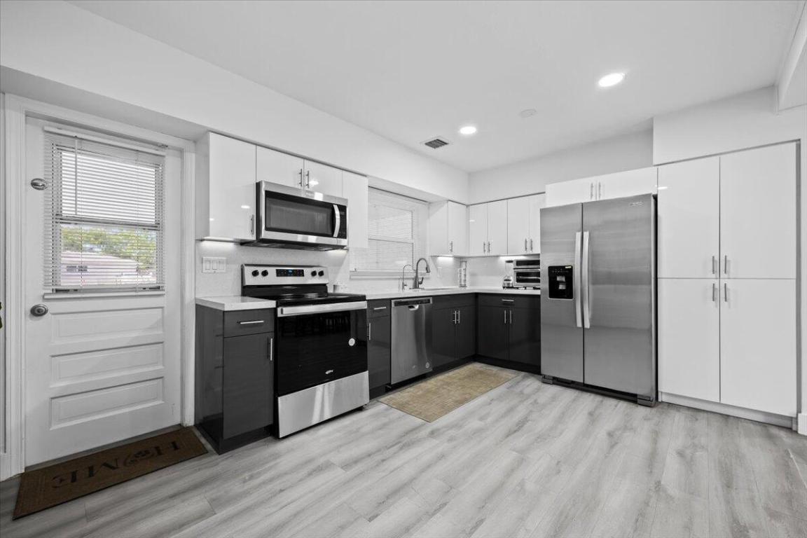 KINGSLAND PINES - Residential