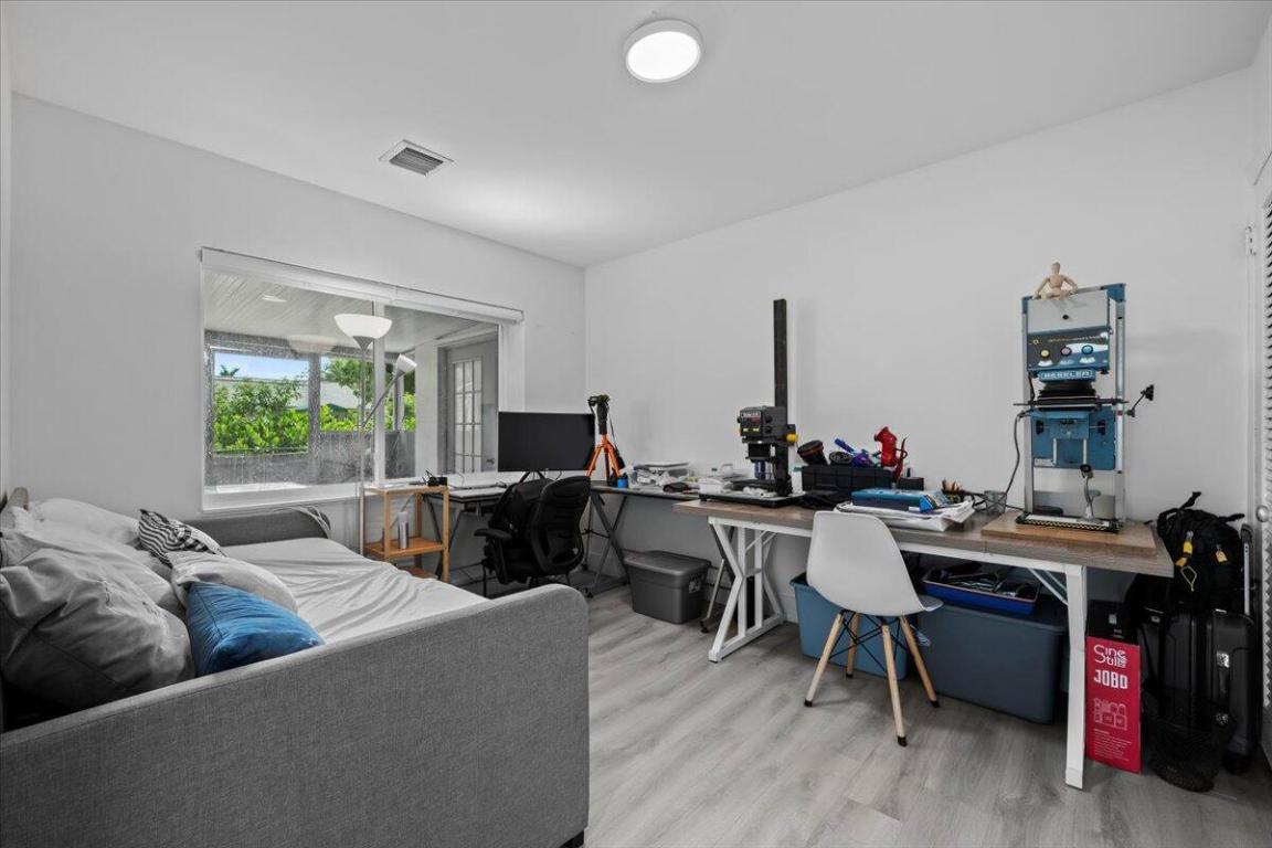 KINGSLAND PINES - Residential