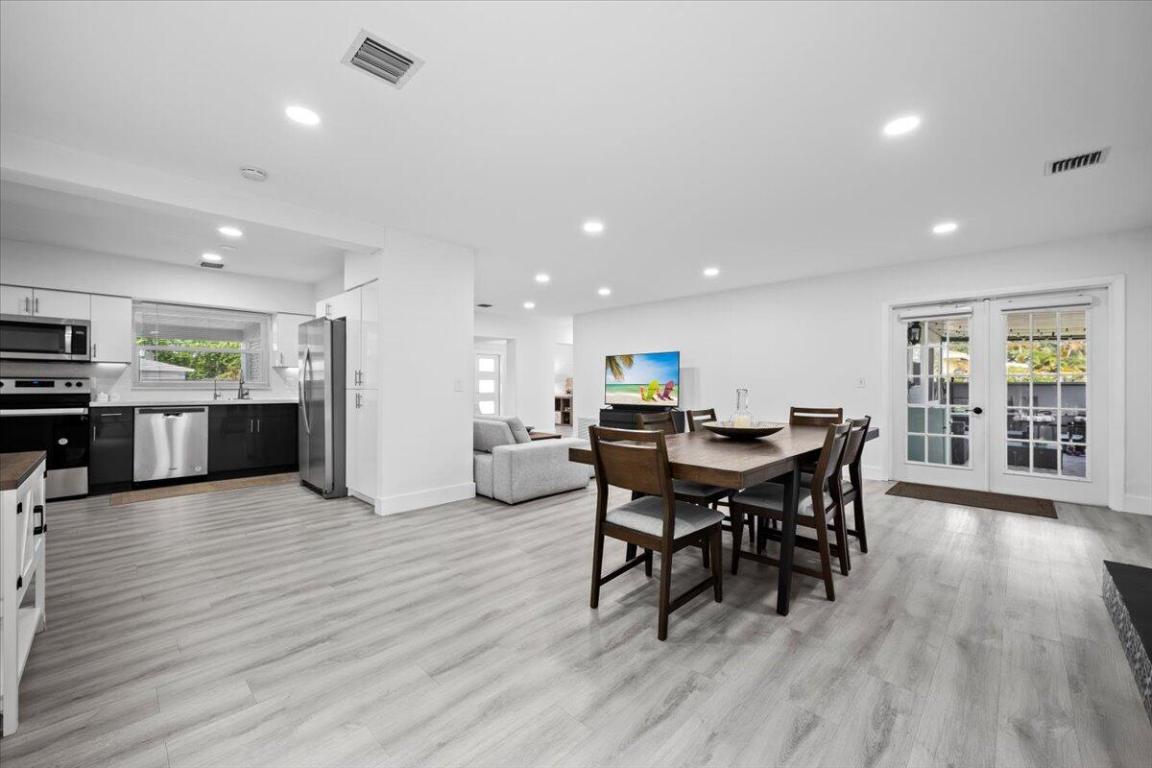 KINGSLAND PINES - Residential