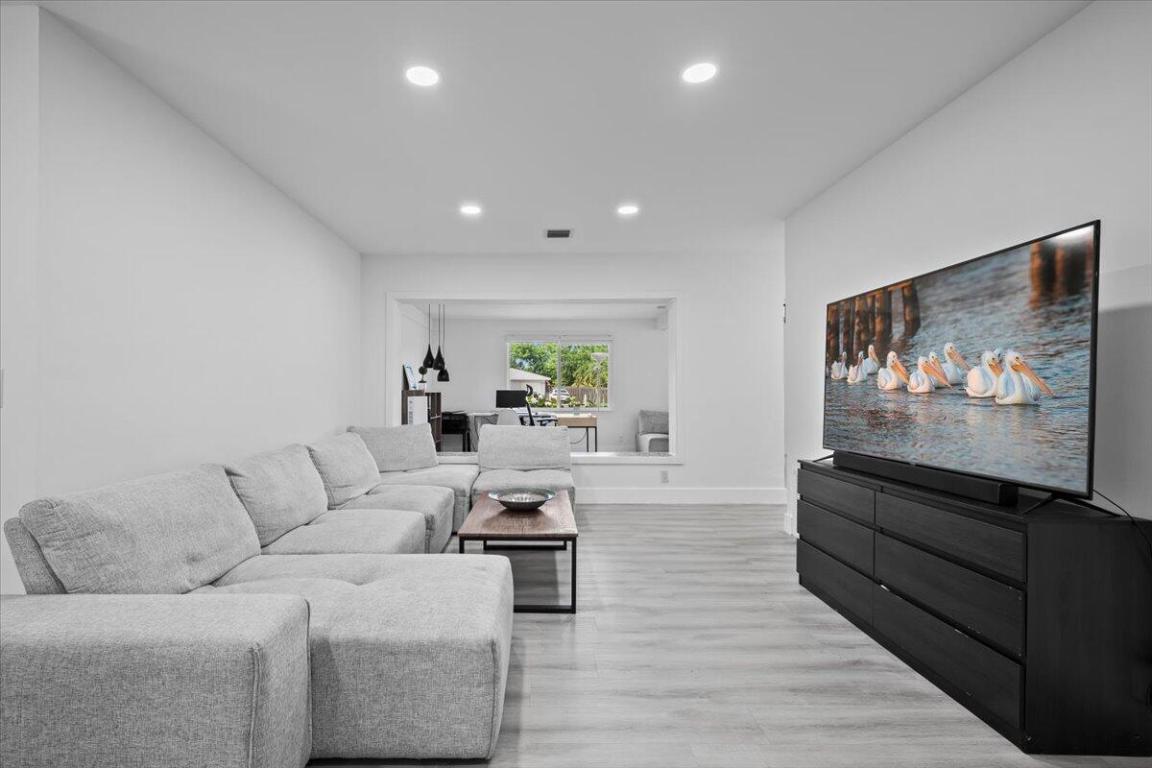 KINGSLAND PINES - Residential