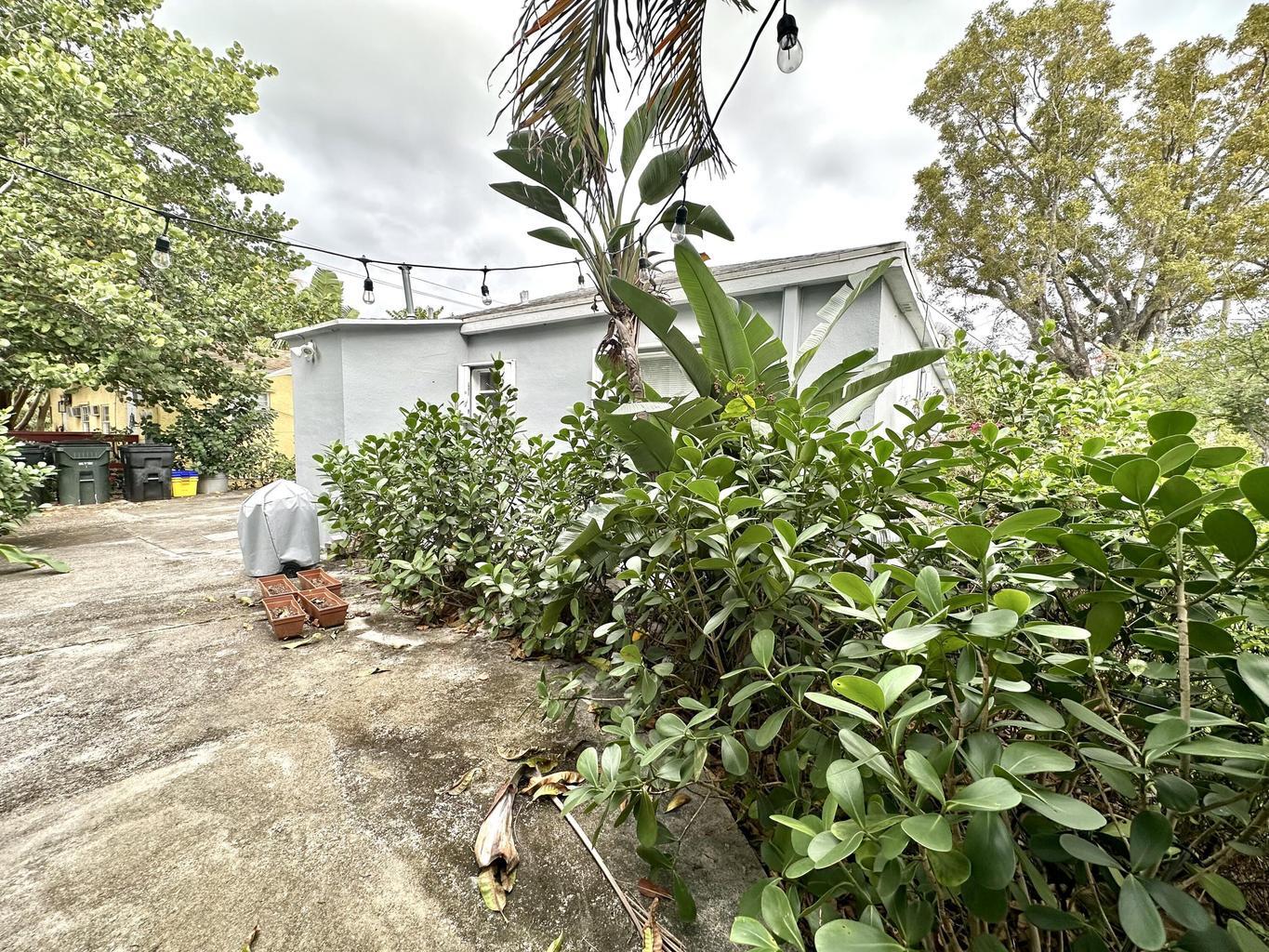 LAKE WORTH HEIGHTS - Residential Lease