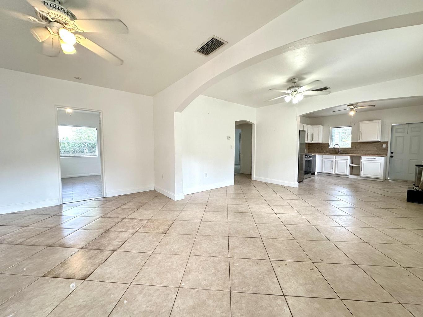 LAKE WORTH HEIGHTS - Residential Lease