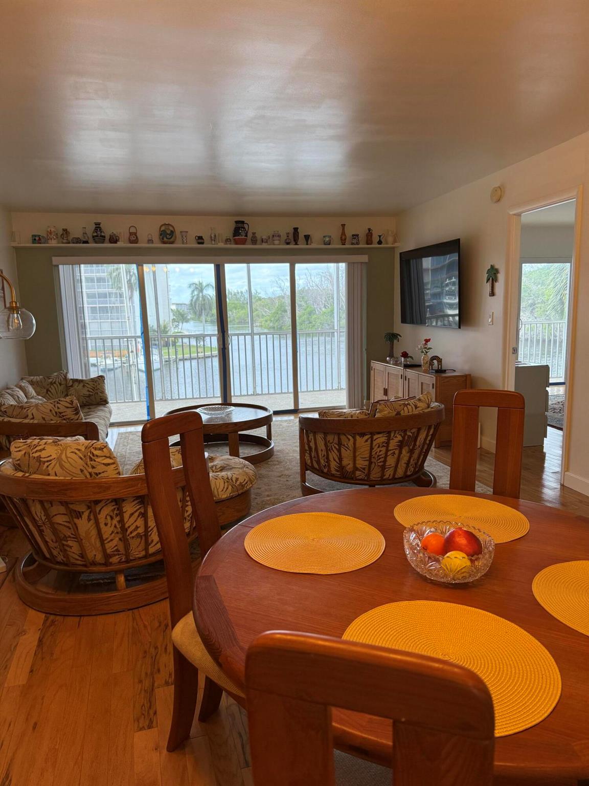 HILLSBORO COVE CONDO - Residential Lease