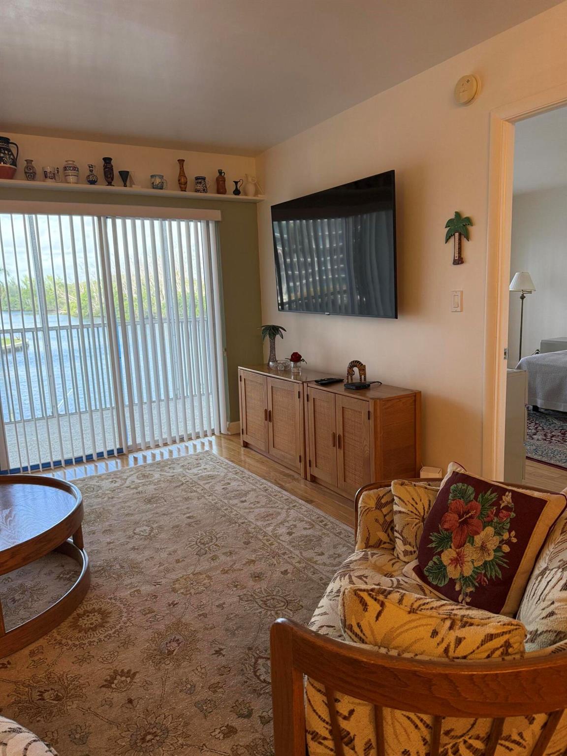 HILLSBORO COVE CONDO - Residential Lease