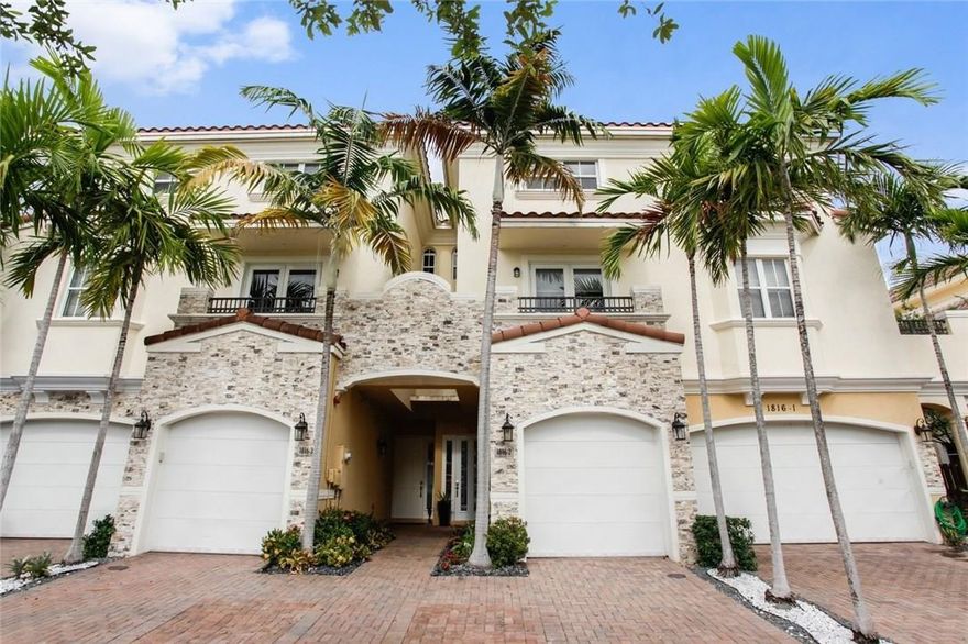 GIVEN UP ON  FINDING A SINGLE FAMILY HOME IN BAYVIEW UNDER $600K?ENJOY SPACIOUS LIVING IN THIS LARGE 3 BED /3.5 BATH TRI LEVEL HOME -   OPEN FLOOR PLAN WITH 11'+ CEILINGS,  MODERN BATHROOMS, LARGE BEDROOMS WITH BALCONIES AND WALK IN CLOSETS, EASY ADD 4th BEDROOM,  AND ADD A WATER FEATURE ON YOUR TOP  TILED DECK TO ENJOY THE OCEAN BREEZE FROM THE EAST ACROSS BIRCH STATE PARK. WALK/BIKE  TO THE BEACH, PUBLIX , BAYVIEW SCHOOL AND ENJOY LIVING WHERE NEIGHBORS KNOW EACH OTHER.