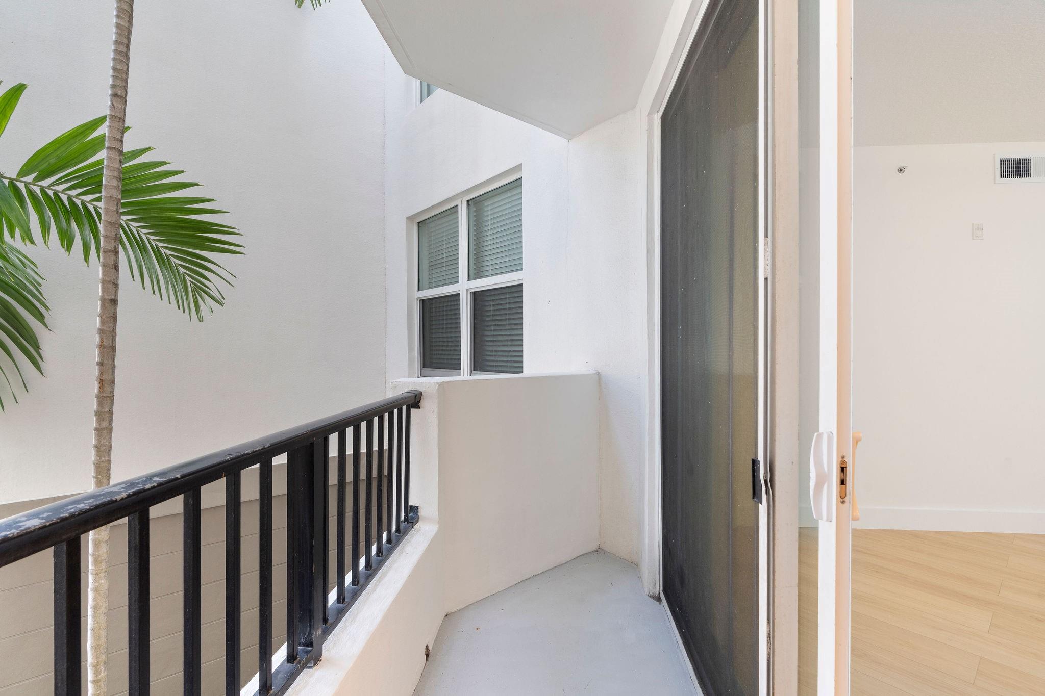 Lauderdale One - Residential