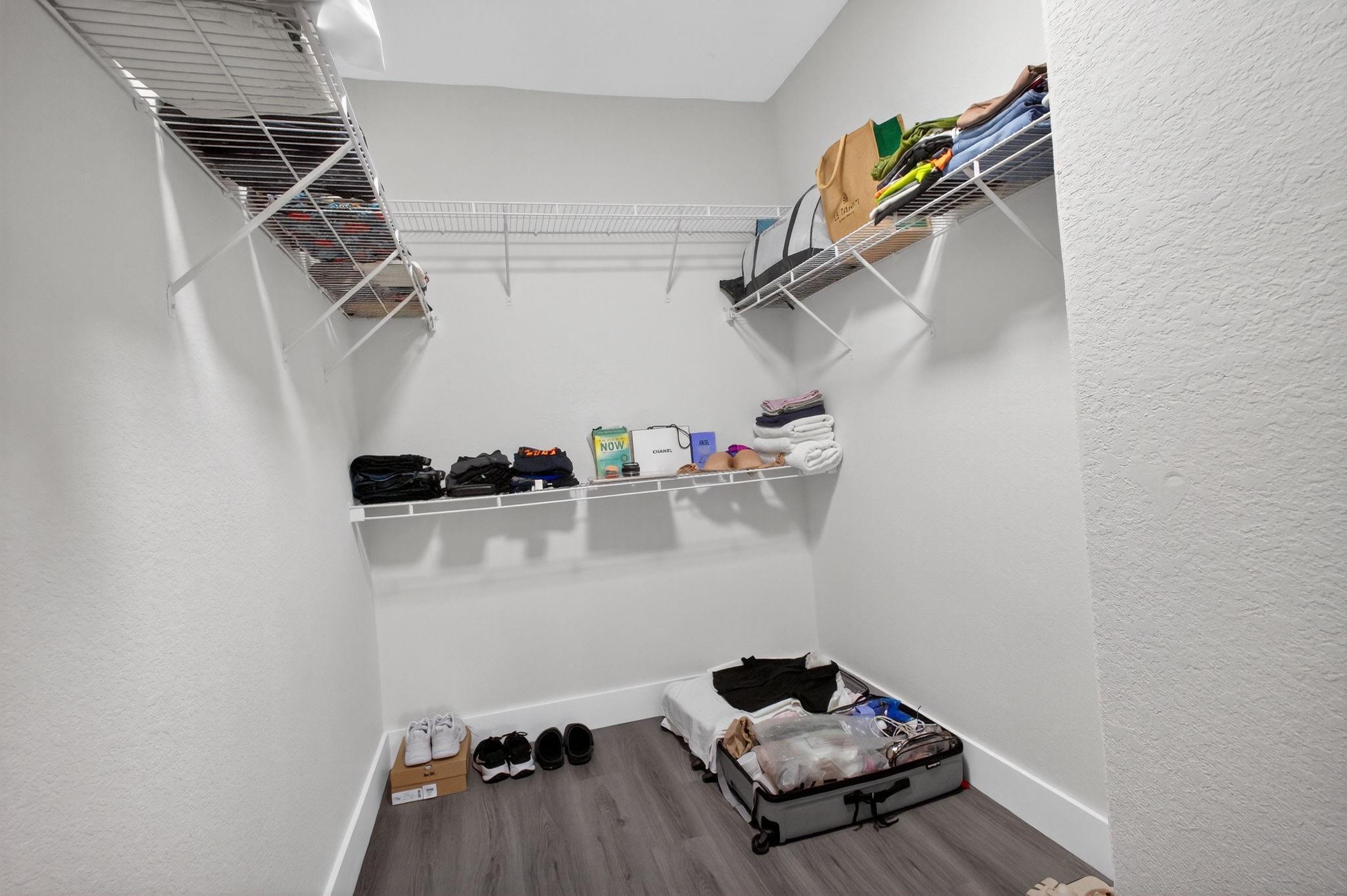 Grand Lakes Ph 01 - Residential Lease