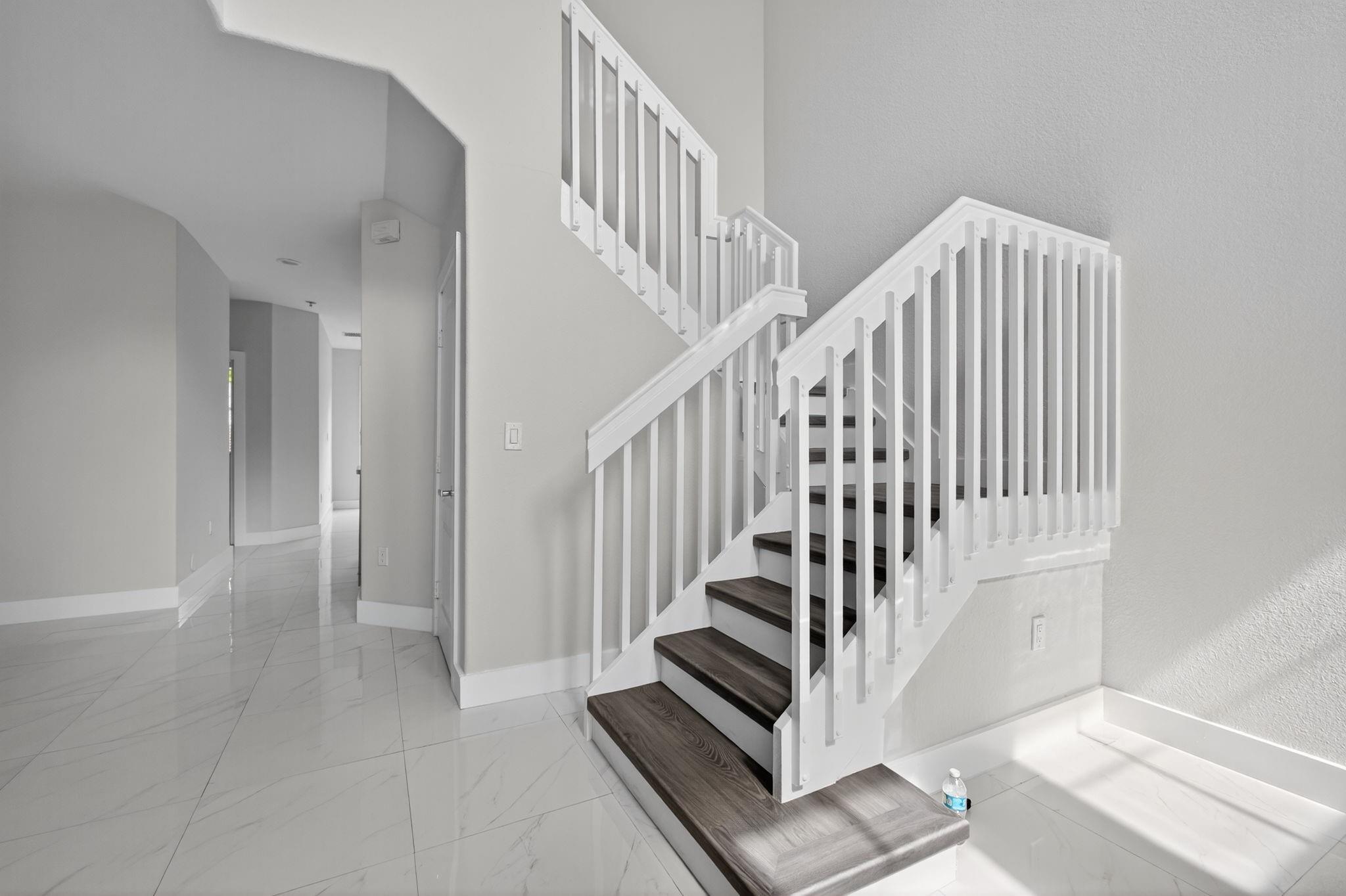 Grand Lakes Ph 01 - Residential Lease