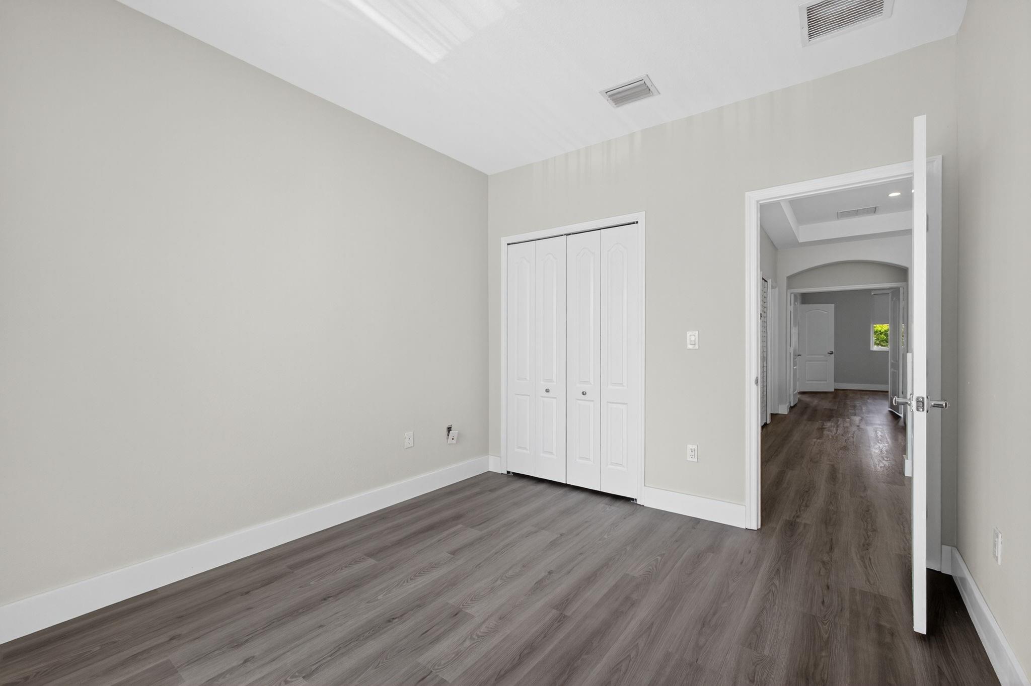 Grand Lakes Ph 01 - Residential Lease