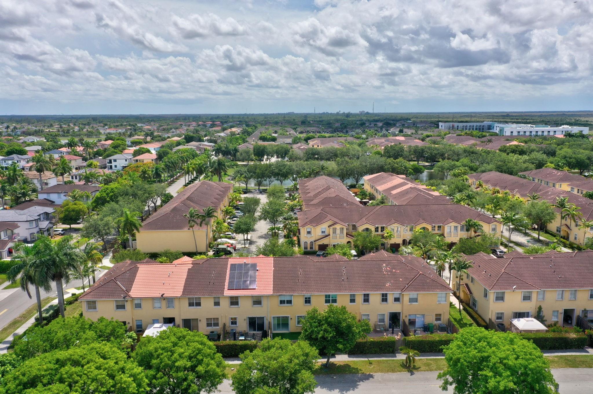 Grand Lakes Ph 01 - Residential Lease