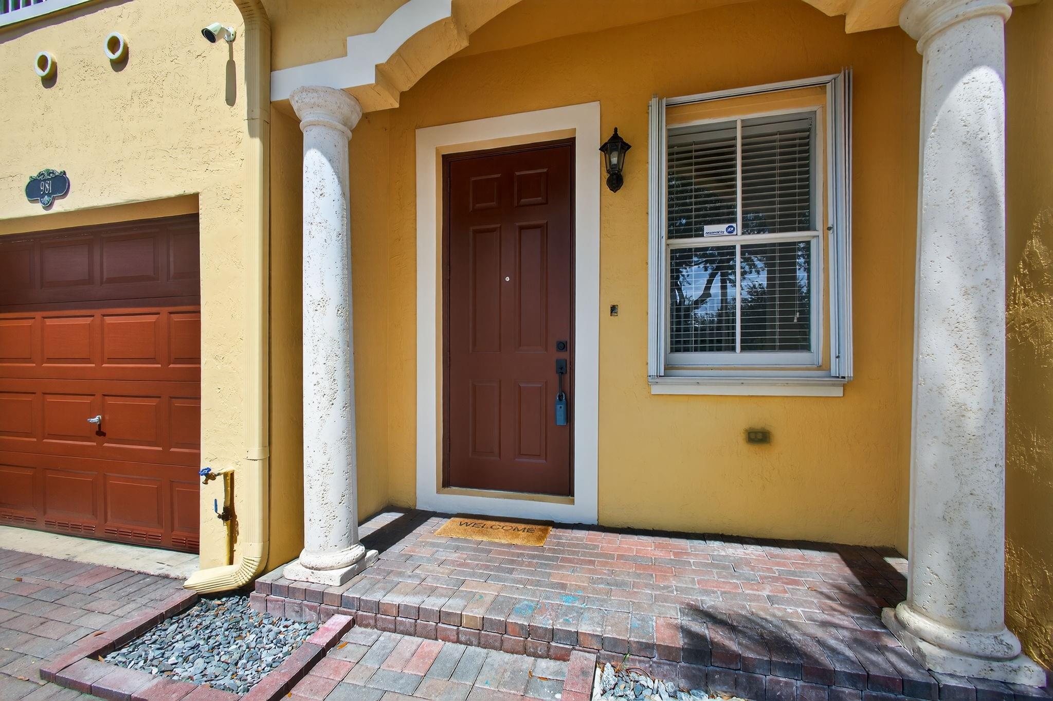 Grand Lakes Ph 01 - Residential Lease