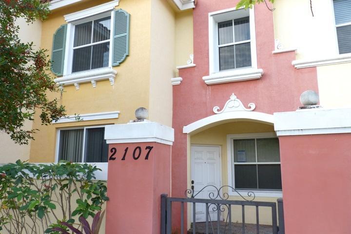 LINKS AT EMERALD DUNES CONDO - Residential Lease