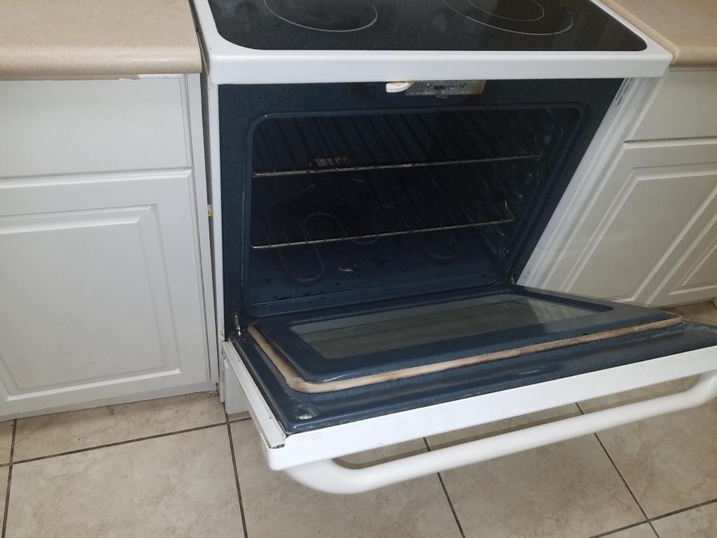 LINKS AT EMERALD DUNES CONDO - Residential Lease