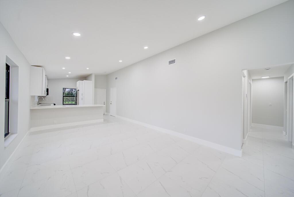 8067 Summerbreeze Lane