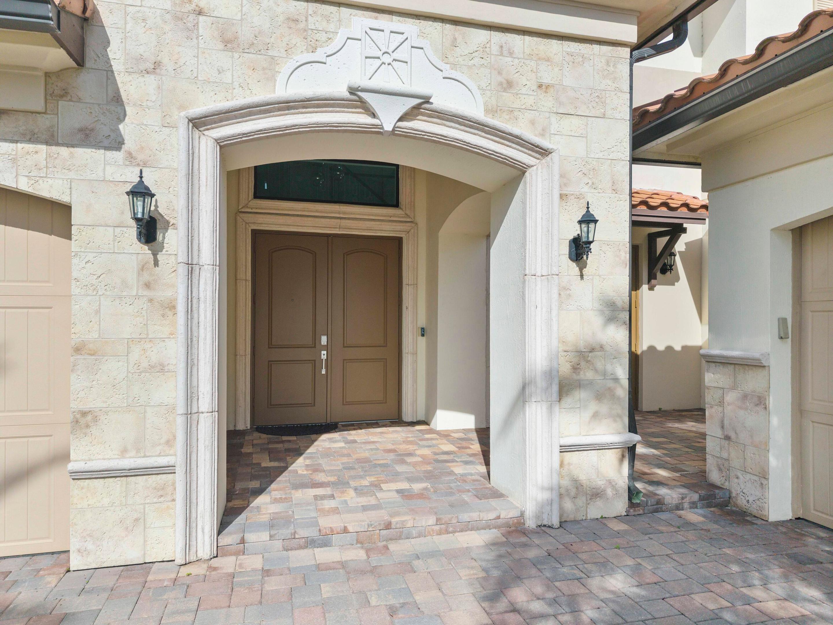 8685 Parkland Bay Drive
