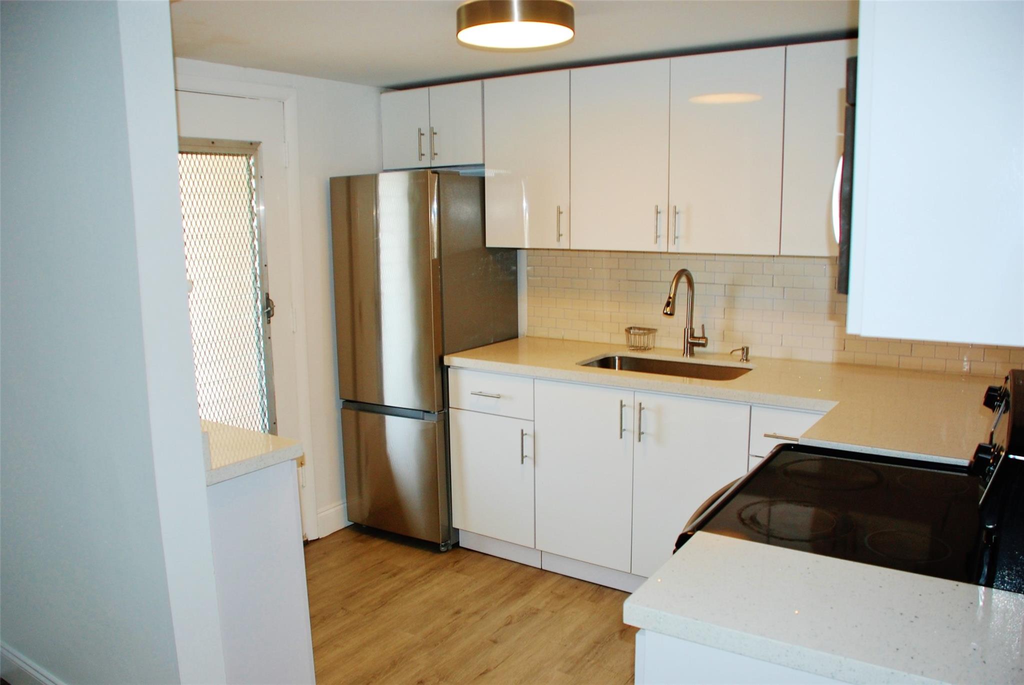 Lake Park Gardens #4 Inc - Residential Lease