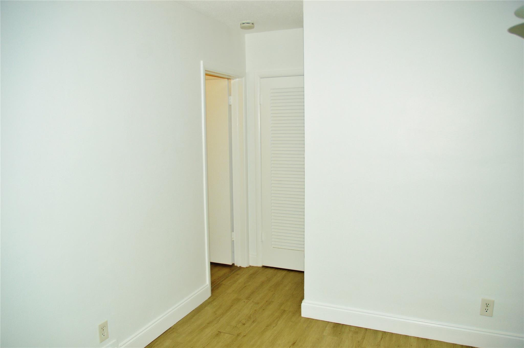 Lake Park Gardens #4 Inc - Residential Lease