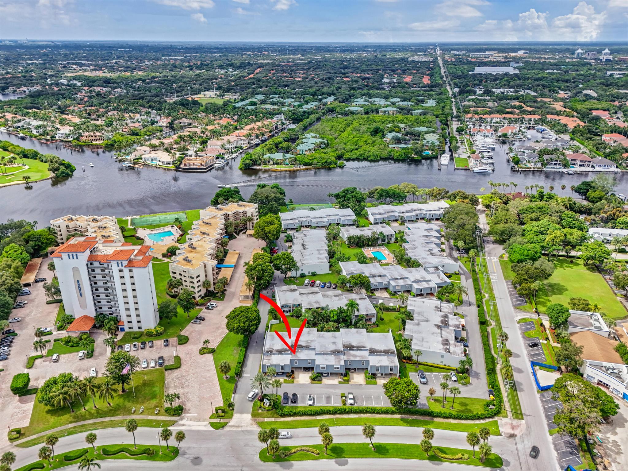ROYALE HARBOUR - Residential