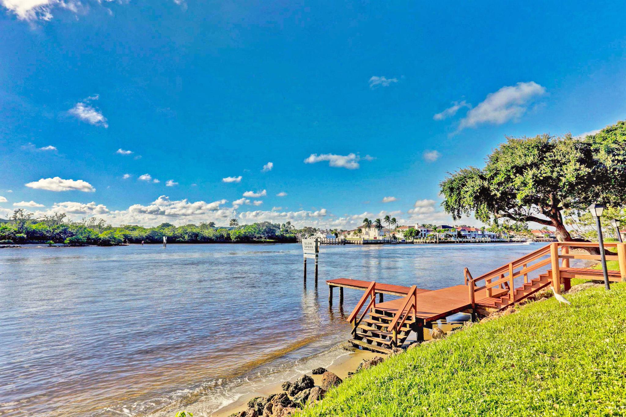 ROYALE HARBOUR - Residential