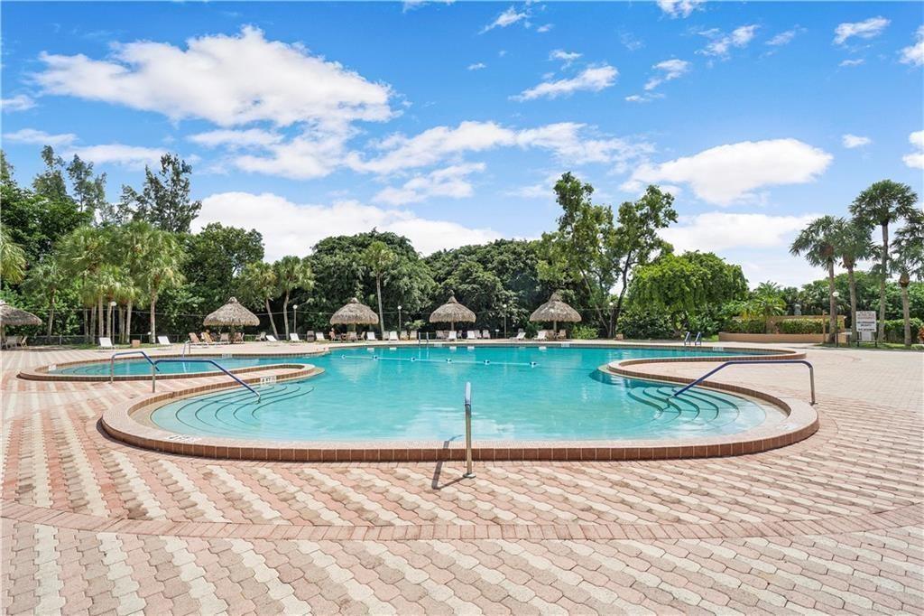 HOLIDAY SPRINGS VILLAGE 1 - Residential