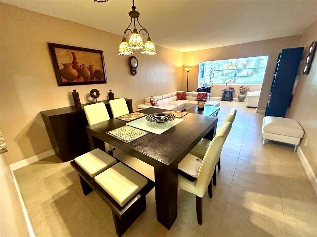 HOLIDAY SPRINGS VILLAGE 1 - Residential