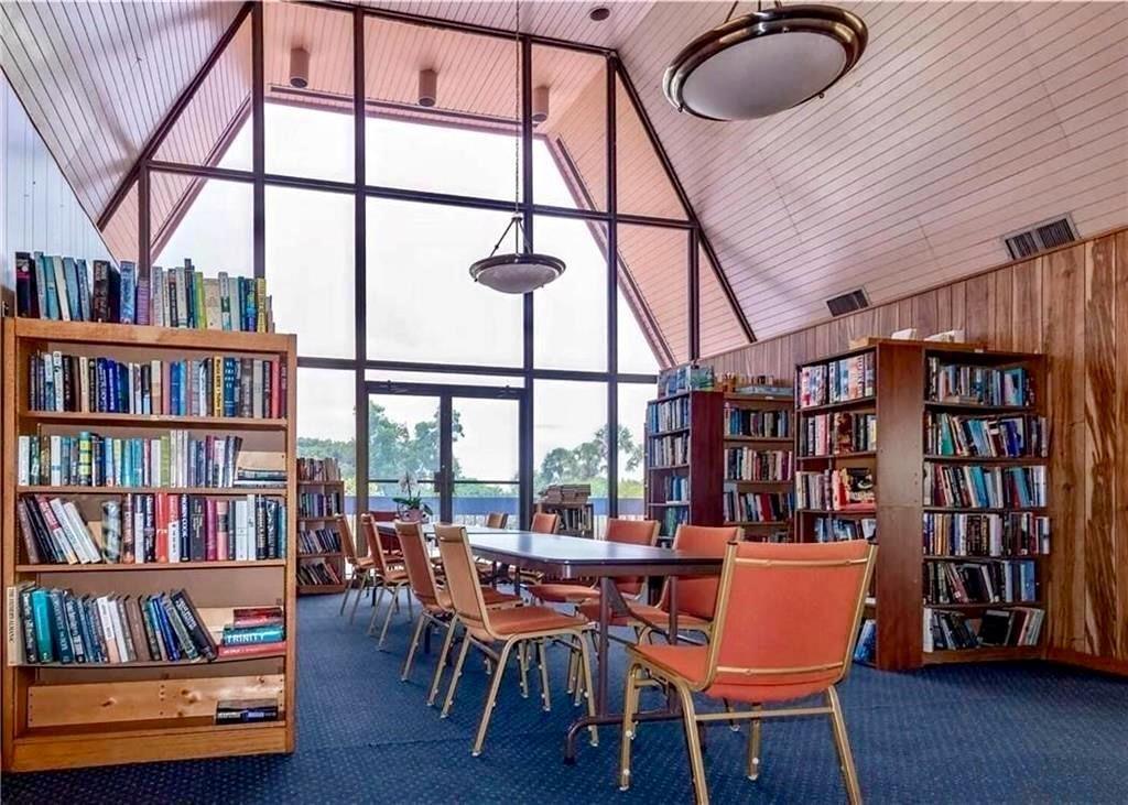 HOLIDAY SPRINGS VILLAGE 1 - Residential