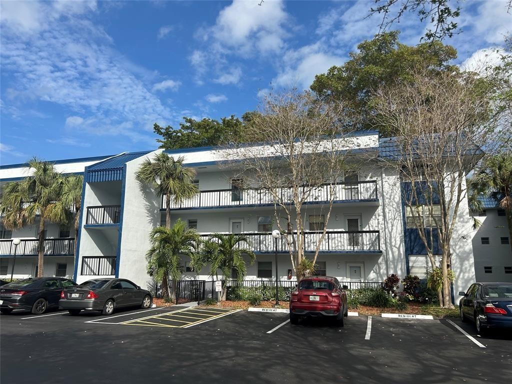 HOLIDAY SPRINGS VILLAGE 1 - Residential