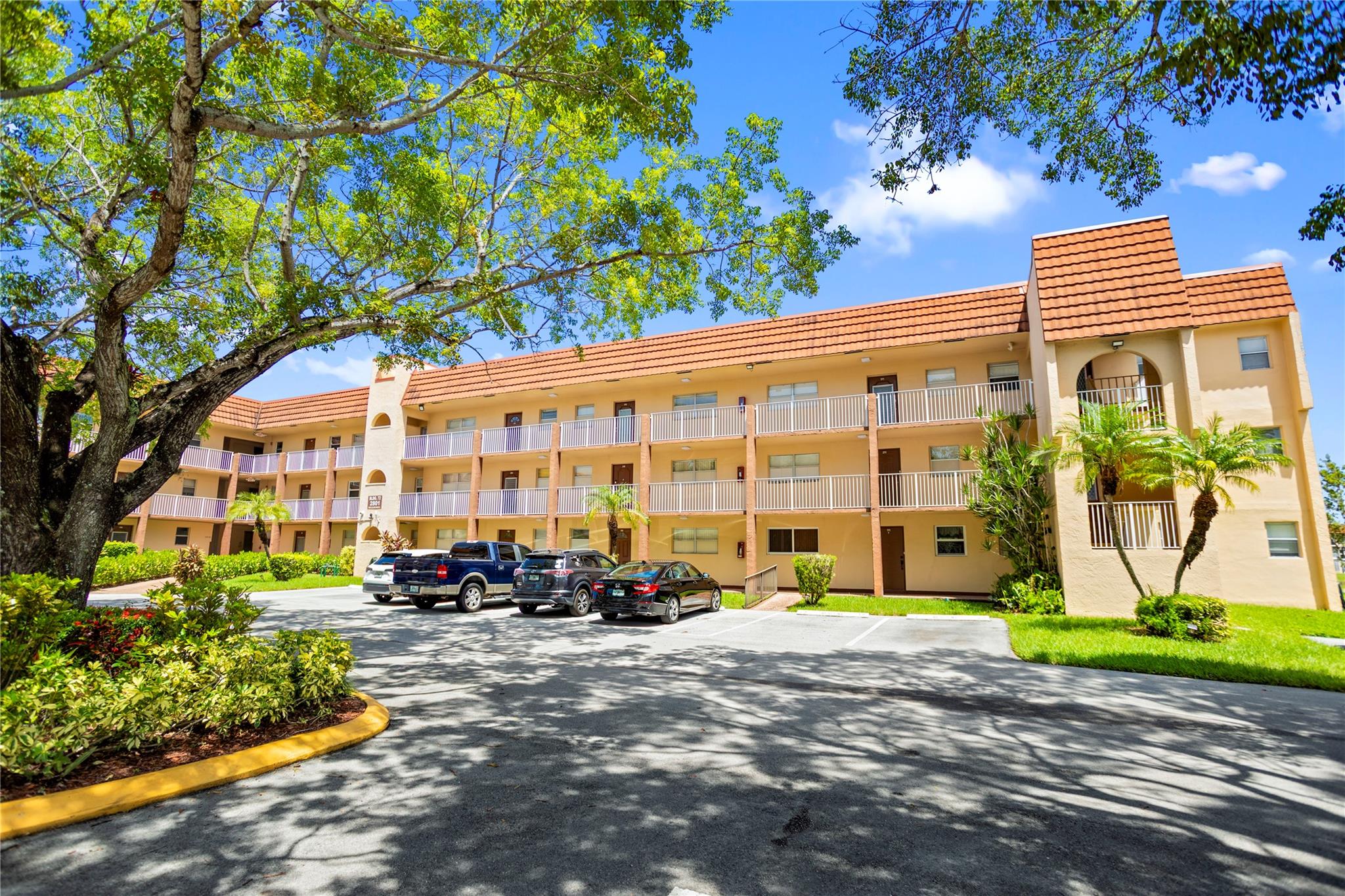 Sunrise Lakes Phase 3 - Residential