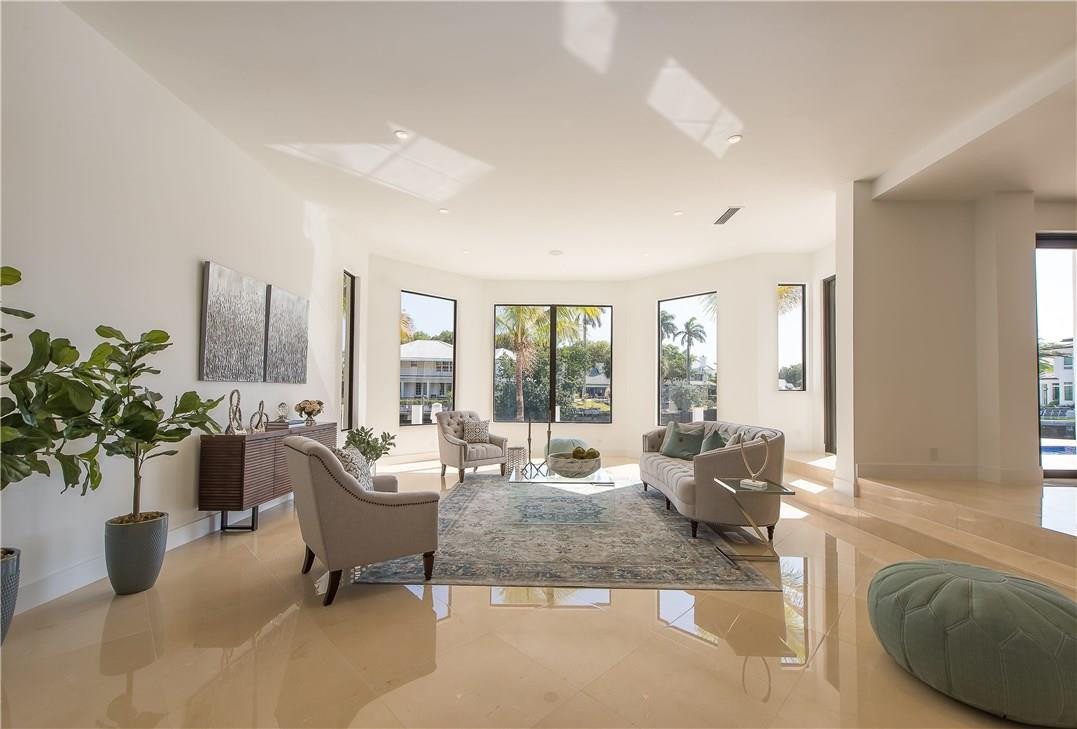 Bay Colony Sec Of The - Residential