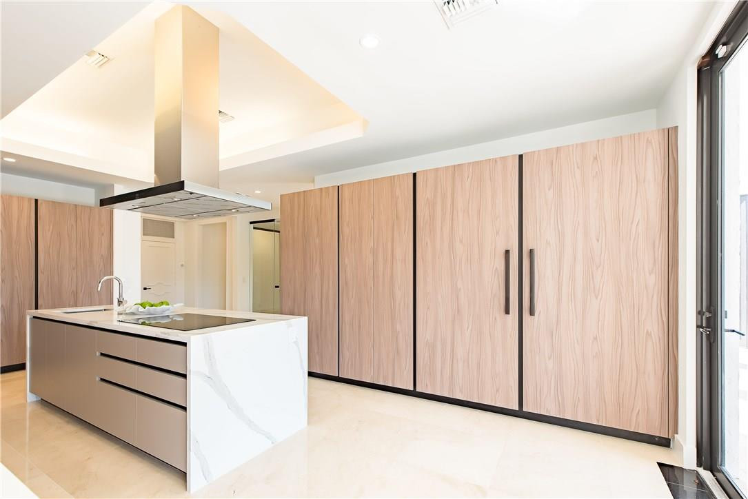 Bay Colony Sec Of The - Residential