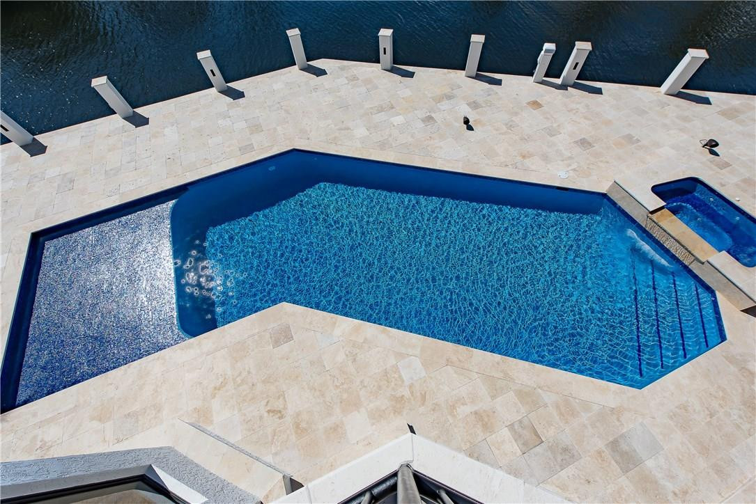 Bay Colony Sec Of The - Residential