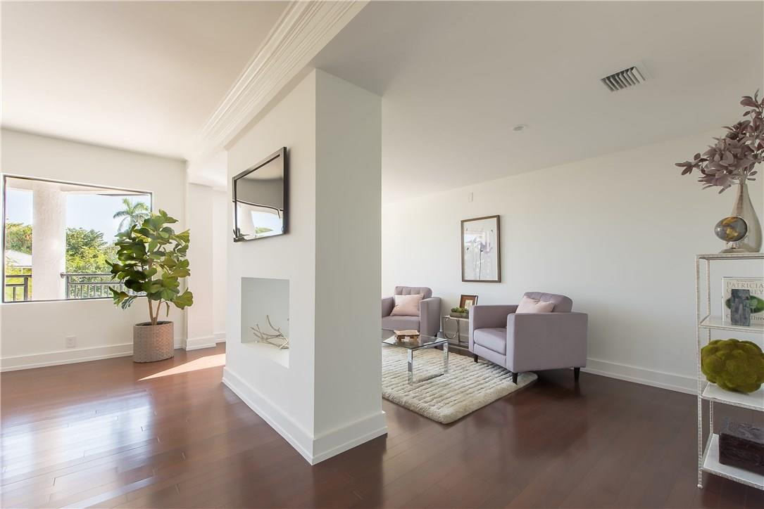 Bay Colony Sec Of The - Residential